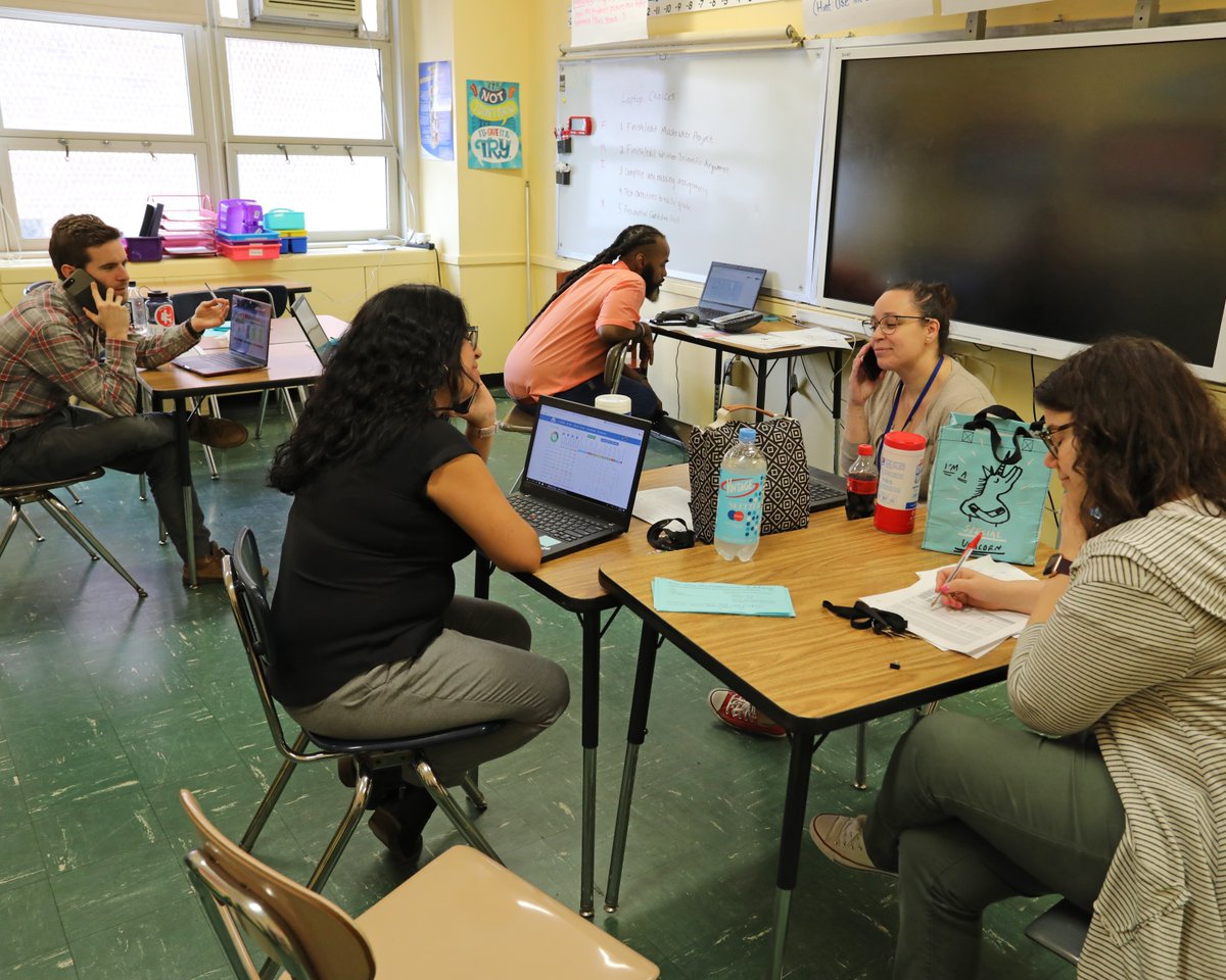 motthall3's tweet photo. In the midst of uncertainty, MH3 teachers are pulling together to make it happen. During today's modified Parent Teacher conferences, teams sat together to reach out to families by phone. Thank you MH3! You embody what it means to be #BronxStrong! @CSD9Bronx  @MeishaPorter https://t.co/Y0nn88YIsH