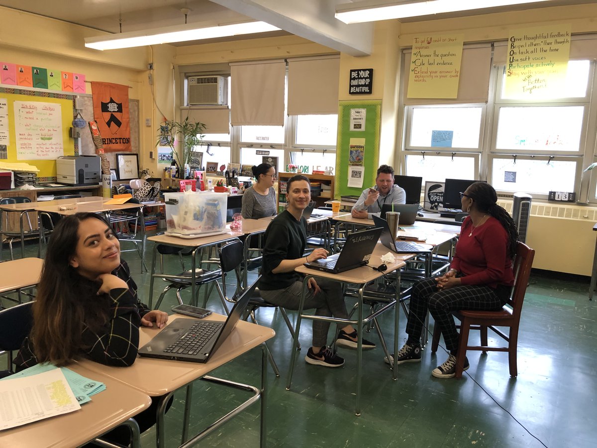 motthall3's tweet photo. In the midst of uncertainty, MH3 teachers are pulling together to make it happen. During today's modified Parent Teacher conferences, teams sat together to reach out to families by phone. Thank you MH3! You embody what it means to be #BronxStrong! @CSD9Bronx  @MeishaPorter https://t.co/Y0nn88YIsH
