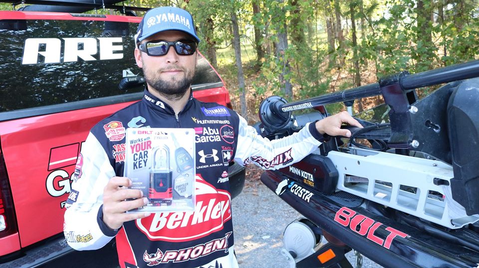 BOLTLock's tweet photo. Make locking up your gear convenient with BOLT Locks! π
Find yours here π https://t.co/l56rh6hlZT #BOLTLock #ConvenientSecurity #OneKey #Fishing #Boat #TeamBOLTLock @justinlucasbass https://t.co/vc8n1YzcJj