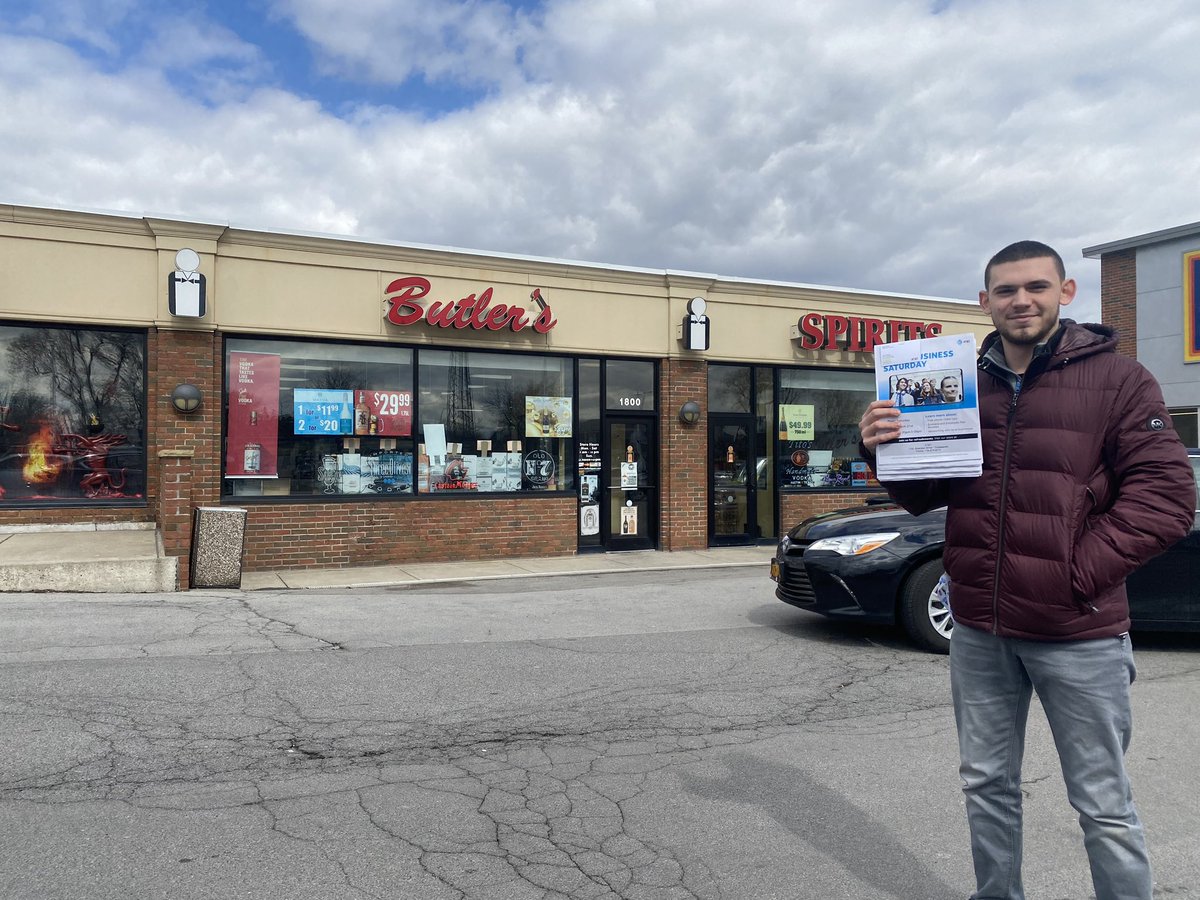 TonyD_ATT's tweet photo. @5GJagger and #ATT  #TeamSheridan out on a #CRU #Hunt on this awesome #FridayThe13th to educate our soon to be and existing customers of our #SmallBusiness #Saturday event!!!! @ATT @CamisBUFF @DennisJFosterJR https://t.co/pi76Xz9IHg