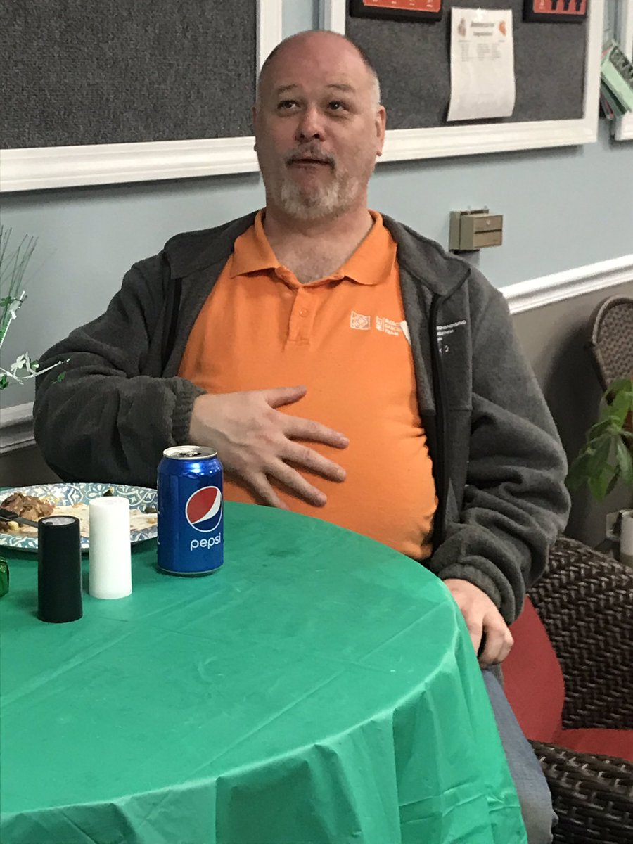 lou_nally's tweet photo. 365 Safe looks good on ya! Great job 4802, steak, chicken,bacon Mac n cheese, baked potatoes, salads, celebrate for an awesome job being safe !!@thd_young @KevinZ_THD @MattTHD1 @tg89w6 @charlescounts @Gimma06921110 @4802Dave https://t.co/5zjkmjrWTt
