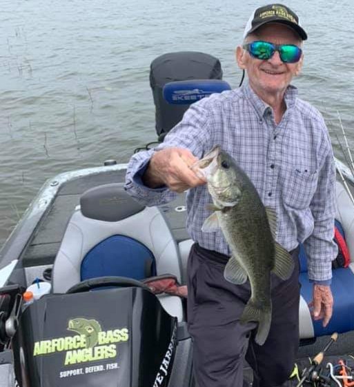 ArmyBassAnglers's tweet photo. TOAD ALERTS!!! #Coalition Pros are whacking them this weekend--HOOAH! #ArmyBassAnglers #SupportDefendFish #ToadAlert https://t.co/QG2xz4Gtlb
