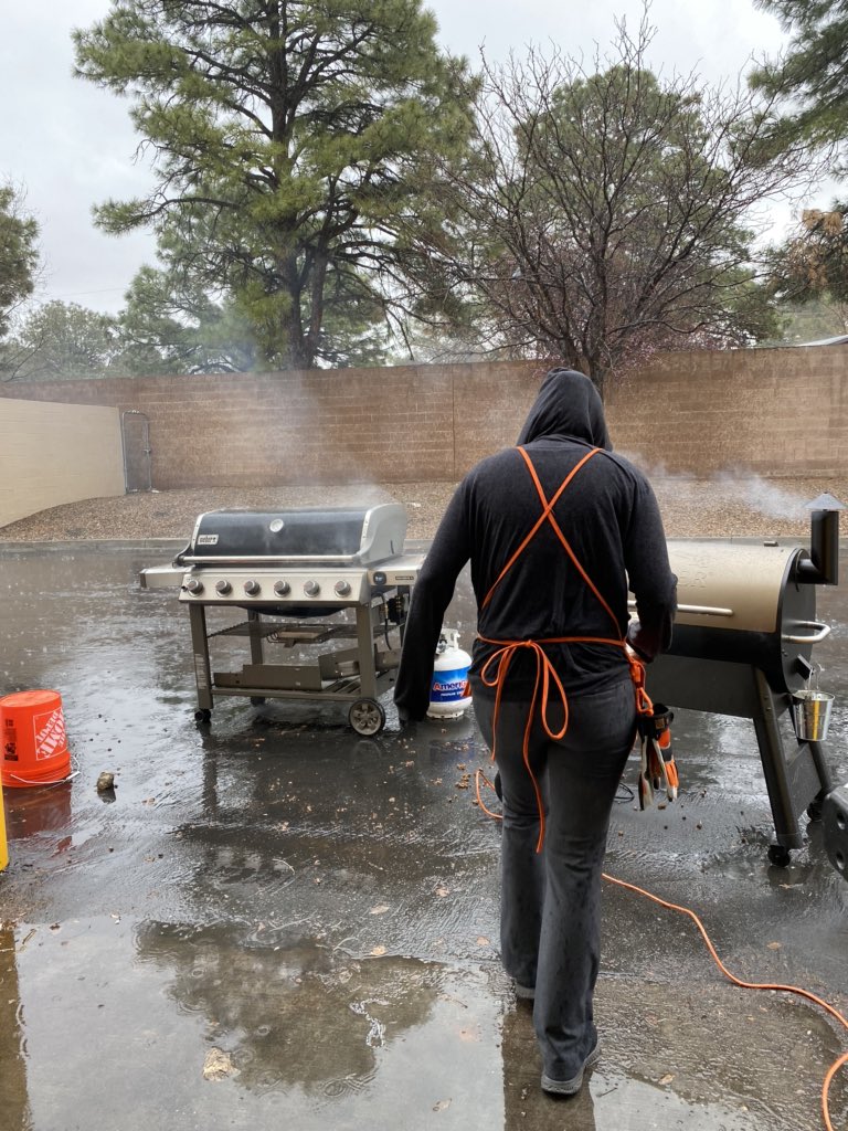 flipflopstm's tweet photo. True dedication to the associates !!!!! 180 days safe at THD 3501!! ASM Jordan grilling in the rain! @nickthd1 @lowrythd @DanielLubold @JasonPTorrez1 @MattCramer179 @Melinda11521488  #3501proud #thdsafe https://t.co/ItHfge1Fxr