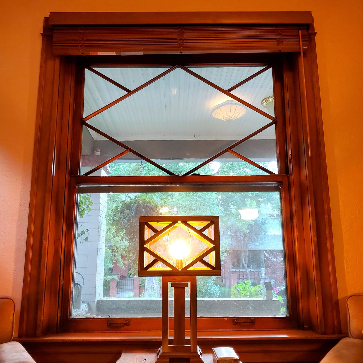 SageFurniture's tweet photo. Here is one of our #custommade lamps created to represent this historic #downtowndenver window!
🔆
🔆
#lamp #lampproject #edisonbulb #lamps #wood #woodworking #woodworker #woodworkingproject #wyoming #wyomingartist #coloradoartist #historic #historichomes #denverlampproject https://t.co/KJmvfevovY