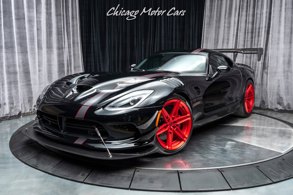 If this photo doesn't make you want to stop in, we don't know what will.