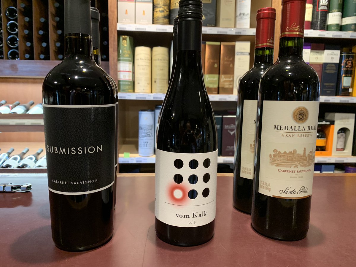 AHiltonWine's tweet photo. Well. It’s cold. And snowing. This sucks.
So no rosé today. No sparkling. No white in general.
Let’s bunker down with some big, no fooling around Cabernet Sauvignon and think about spring. #FreeFridayTasting https://t.co/Cd86Sp5OeC