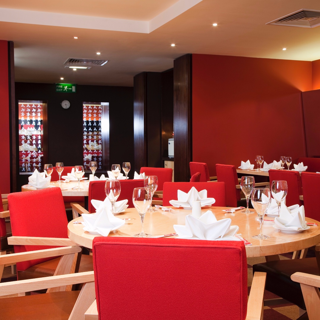 Sampans serves up some of the best oriental food around! 👌
An oasis of calm, the menu is influenced by Thai, Malaysian and Chinese cuisine 😋