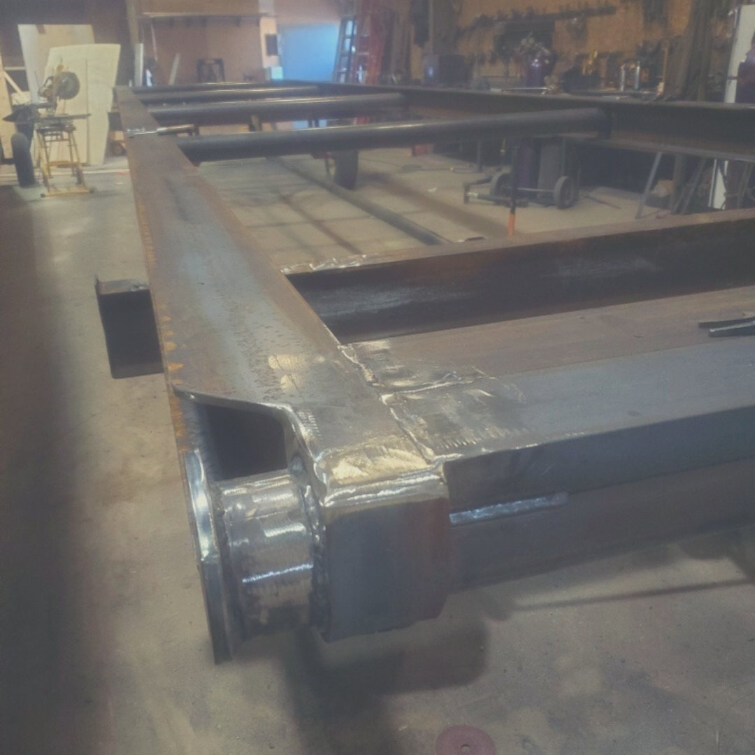 cngcontainers's tweet photo. Increase structural strength, ease of movement and ease of loading by adding a skid to any container.

#CNGContainers #shippingcontainer #seacontainer #repurposed #modularsolutions #customwelding #welding #CWBcertified #modshop #madeinYEG https://t.co/eQFUnvIQA0