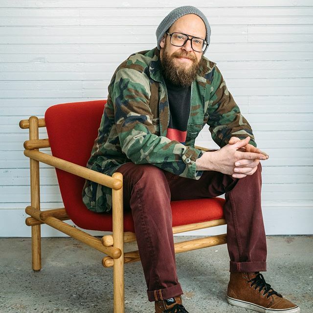 DesignbySML's tweet photo. The best way to create a comfortable chair is to use it yourself.
We spent a lot of time testing out the best dimensions, angles, and materials to make our Twig Lounge as cozy as possible. .
.⠀
.⠀
#designbysml #stylebyseattle #seattlemade #creativeha… https://t.co/nSEQ4cR38L https://t.co/LTrButxjMt