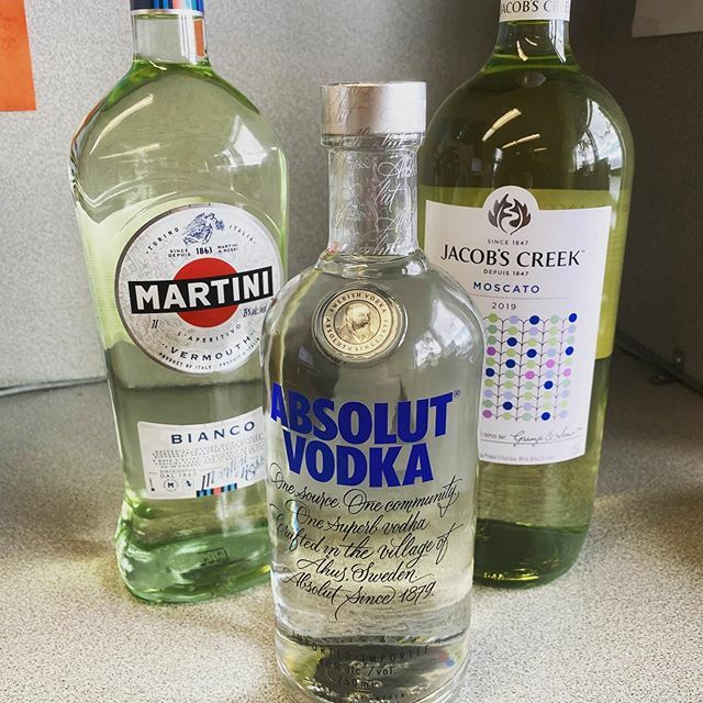 ajosoncreative's tweet photo. Picked up only the essentials for the upcoming apocalypse. #priorities #dranks #martinis #turnt https://t.co/KSgfhtAaGV https://t.co/F0u6HoZhu7