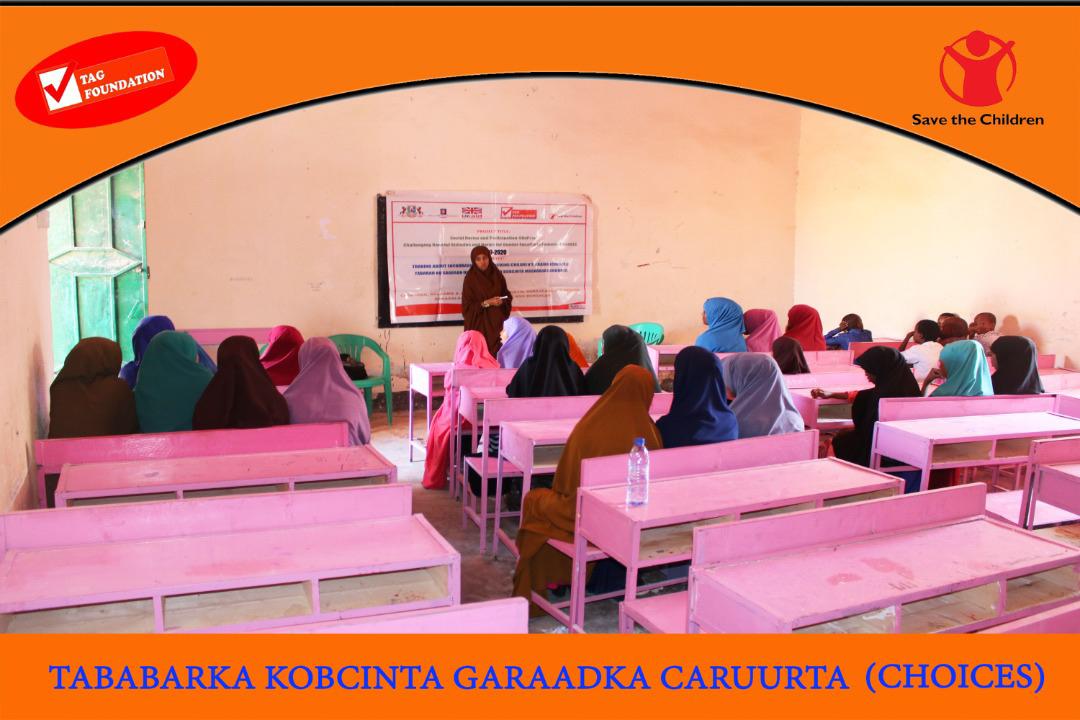 TAGFoundation2's tweet photo. Waxan maanta kuqabanay schoolka Axmad guray primary school ee magaalo madaxda Gobolka mudug  Tababarkii kusabsanaa kor uqaadida garaadka caruur(choices) 
Tababarkas soconaya mudo 10 isbuuc ah 
Sidoo kale deganada uu kasocdo waxa kamida cagaaran, salaama  Halaboqad

#TAGFOUNDATION https://t.co/jQCzO1IWts
