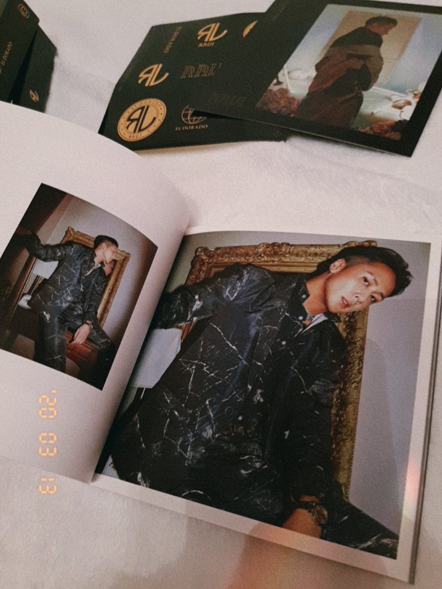 kimhuesos's tweet photo. finally i got the EL DORADO and i'm very happy! 😍 this is a very beautiful album, RAVI did a great job! 💪💪
I will always support RAVI and GROOVL1N, thanks for the good work! 🤩🤘❤️
#ROCKSTAR 🔥🔥🔥 #RAVI #라비 #1ST_LP #EL_DORADO #엘도라도 @RAVI_GTCK https://t.co/RmNzkXk9ix