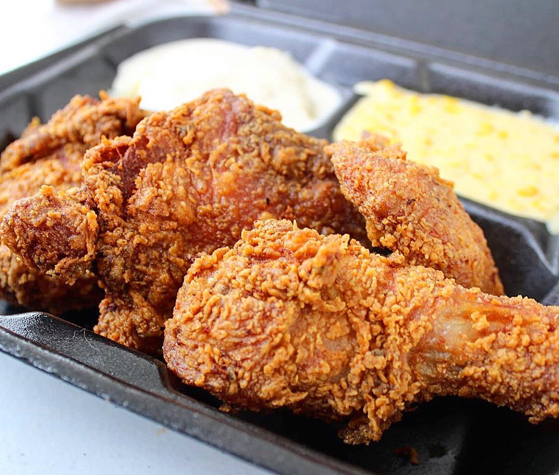 killensbbq's tweet photo. Our @killenstx pop-up in the Heights is tomorrow! We look forward to hosting you onsite and can also package food to-go for your convenience. Saturday, March 14th beginning at 11 am - 101 Heights Blvd. (๐ท: @txag86) #killenstx @HoustonHeights https://t.co/8vFHFzcOdW