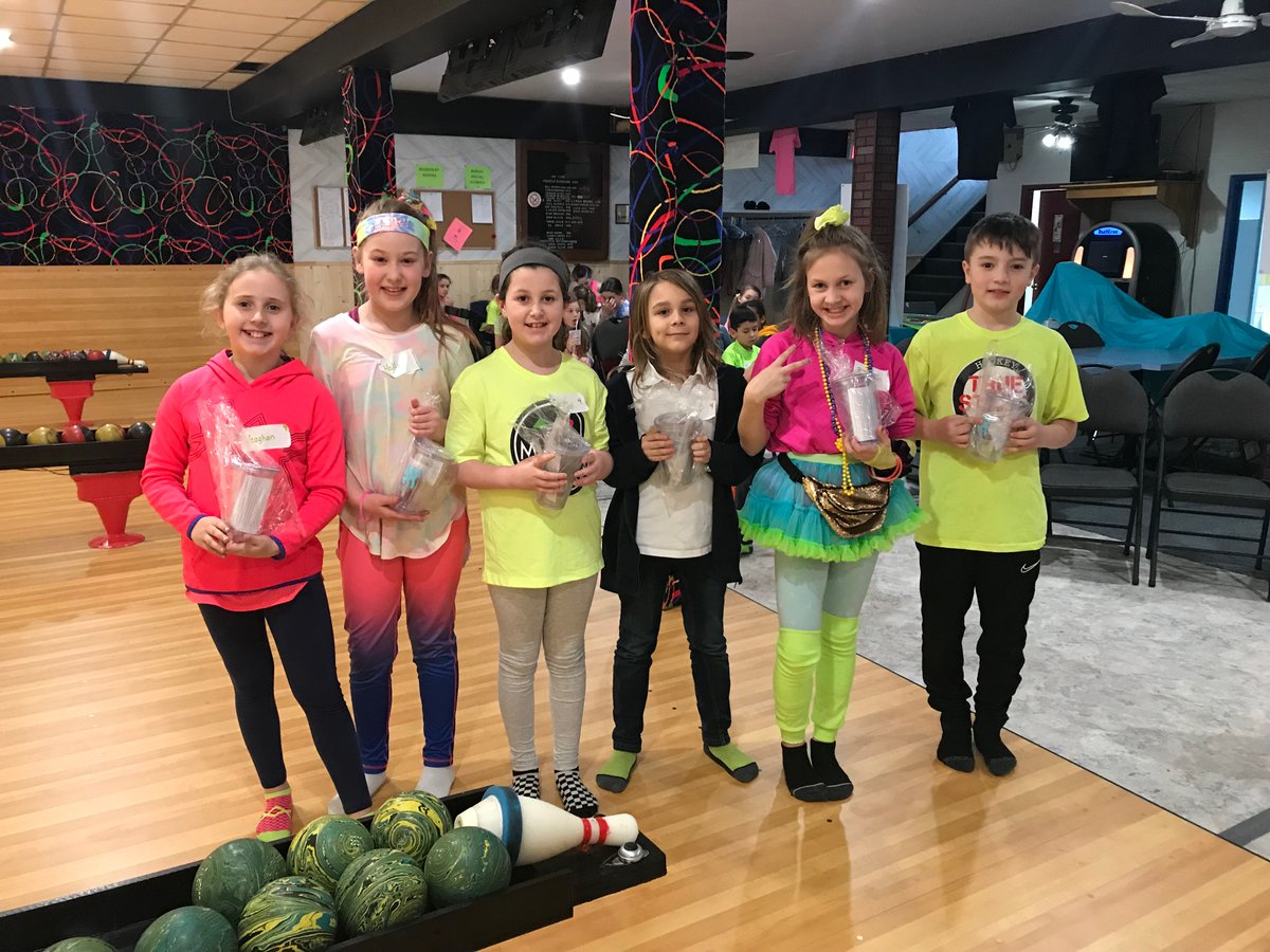 OLV_FE's tweet photo. A great day at Bowl For Kids' Sake. Congratulations Wolves on raising over $2200 for Big Brothers/Sisters of South Niagara! https://t.co/OQ0iZGBrva