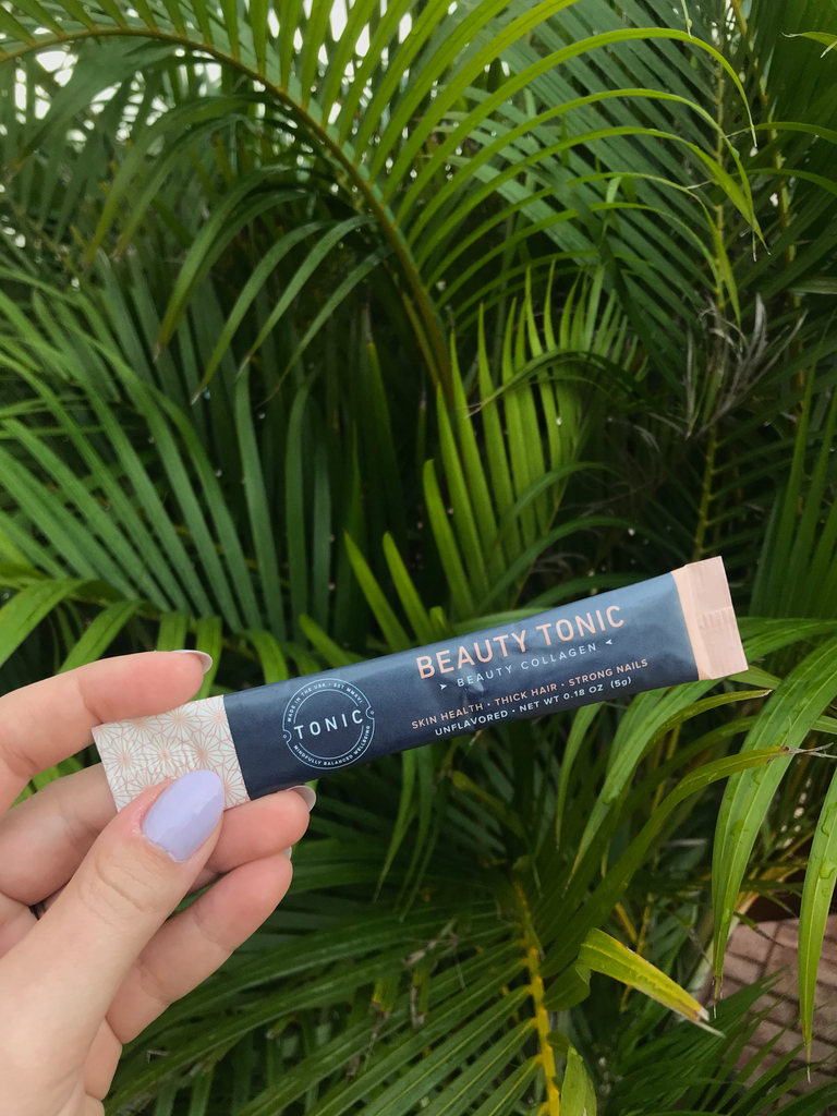 No bad vibes here on this Friday the 13th! 🙅🏽‍♀️

Banish broken nails, limp hair, and pallid skin with Beauty Tonic Beauty Collagen! When we nourish from the inside out, we treat the problem instead of just masking the symptoms, resulting in actual change! 

#tonic #livetonic