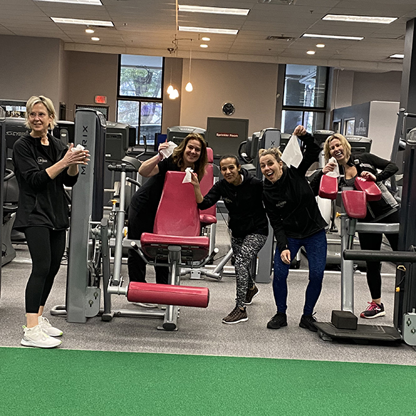 BodyworksWoburn's tweet photo. We are keeping it squeaky clean over here at Bodyworks! We are ready to workout - join us!
.
#bodyworks #bodyworkswoburn #clean #sanitized #squeakyclean https://t.co/XTtD5DkrIF