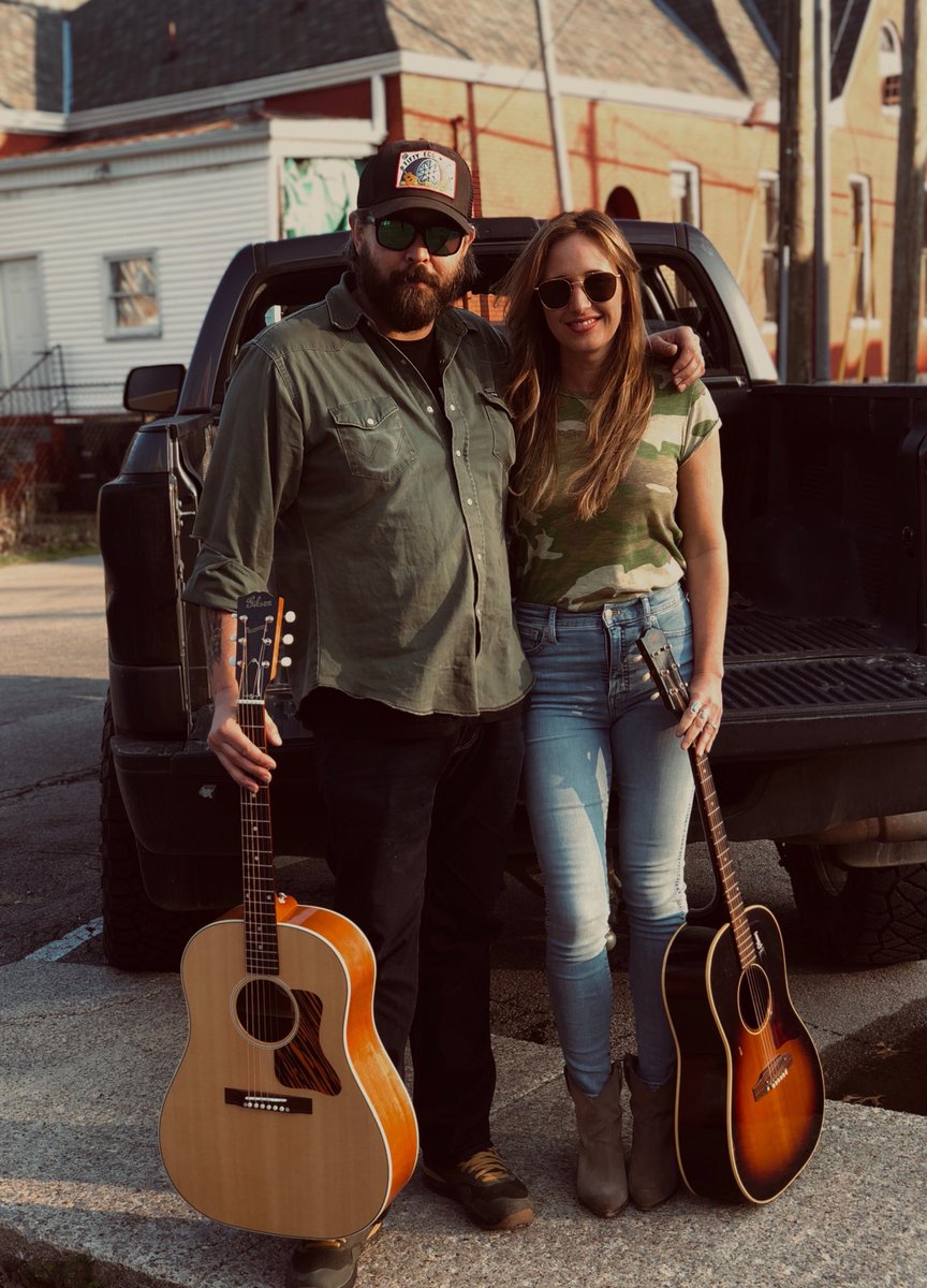 JessiLAlexander's tweet photo. Good friends show up when ya need them. Nobody better to sing a song about #WestTennessee than my brother, @jsandthegrove. Having you sing on #DecaturCountyRed makes it even more special. Y'all can listen now: https://t.co/VB1cb8KfPc 🤠❤️ #50eggmusic #DecaturCounty https://t.co/09pjZXnlKZ