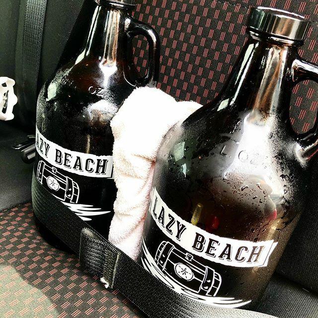 LazyBeachBrew's tweet photo. In case of quarantine we recommend stocking your favorite growlers (or hey we sell kegs too) 😉.
_
Come taste our 1799 Stout tonight, and enjoy music by @michaelburttsband and delectable eats by @downrangecookin https://t.co/e3hcCaVDmx https://t.co/i244llMXAx