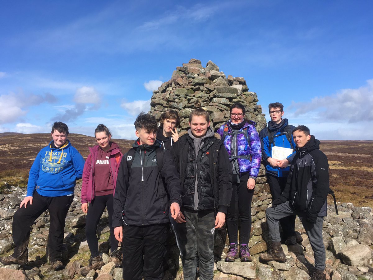 GC_OutdoorEd's tweet photo. Lovely potter round #llanthonypriory after our #blackmountain #walk  @gloscol #hillwalk #llanthony #gloscol #breconbeacons @breconbeacons https://t.co/TBl4HG9d1f