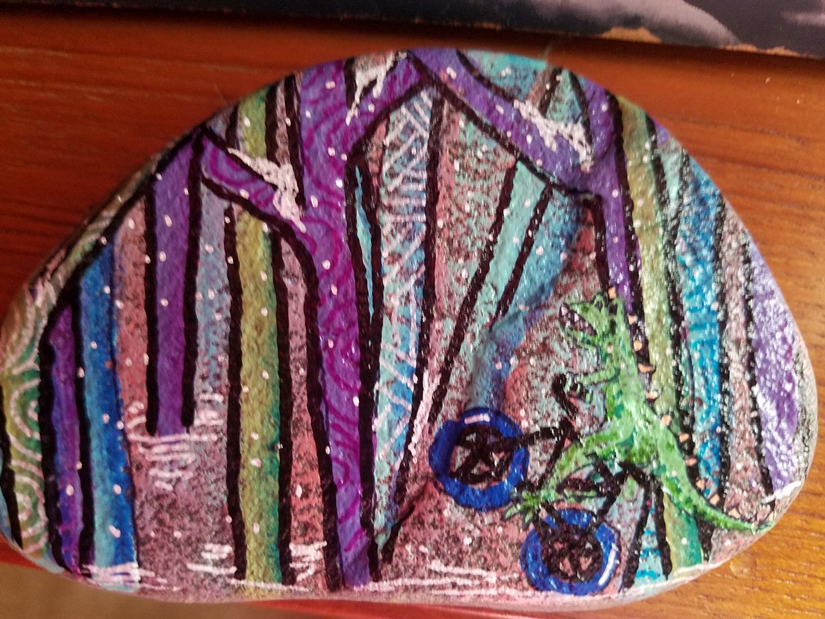 Suka_mosh's tweet photo. #AlaskaRocks found at Abbott Loop Community Park while out for a solitary #socialdistancing walk. I wonder if any have been found along the #IditarodTrail https://t.co/mIgw0bLOtN