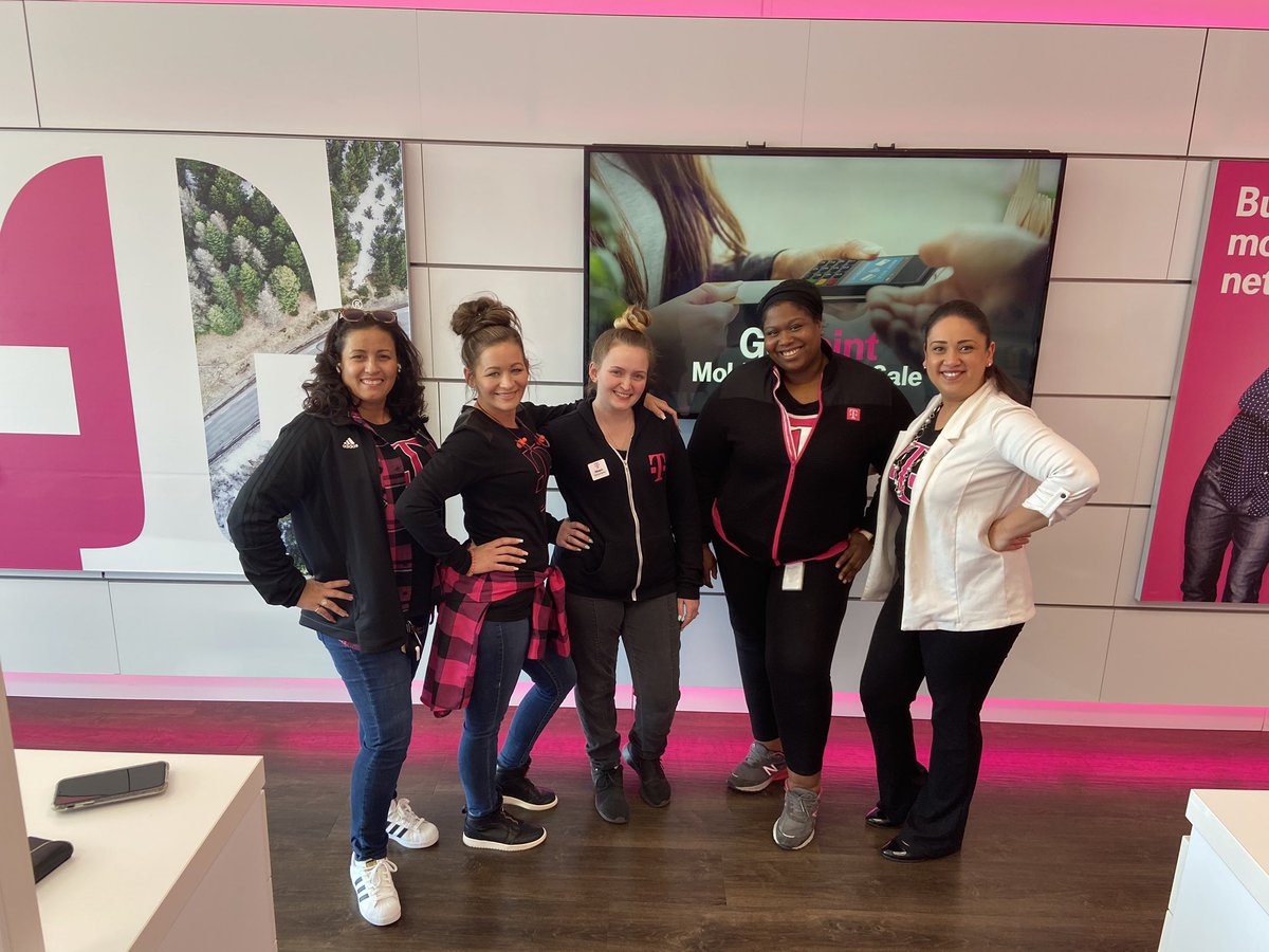 Krystle J tweet media