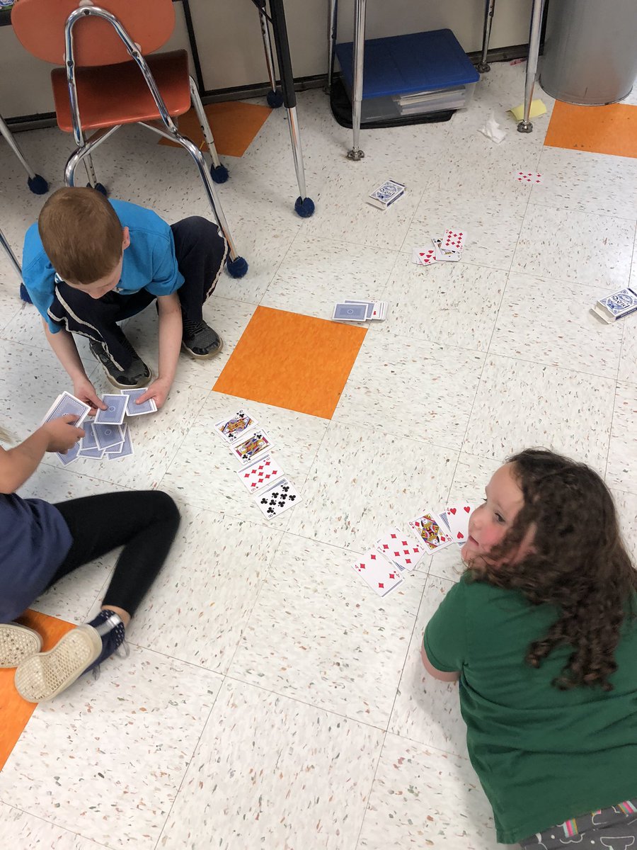 We can still have fun even if we couldn’t go on the field trip! <a href="/marbrkprincipal/">Melissa Phillips</a> @DanaFarrior #gameday #GoMarbrookDolphins