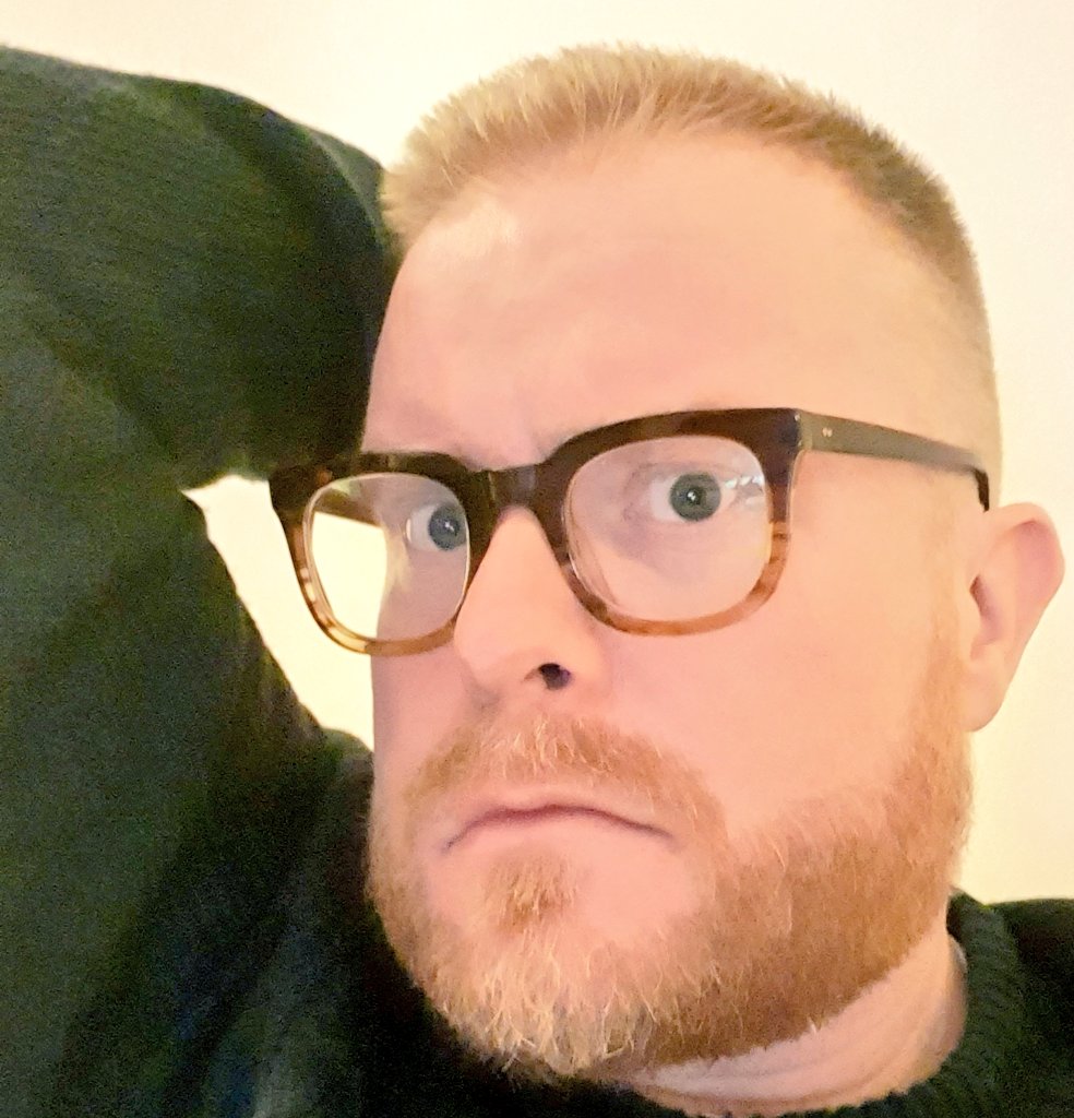 EdSmithington's tweet photo. Day 1: Goes full Britney.

#shavedEd #isolationireland https://t.co/wwz5Pk4cAn