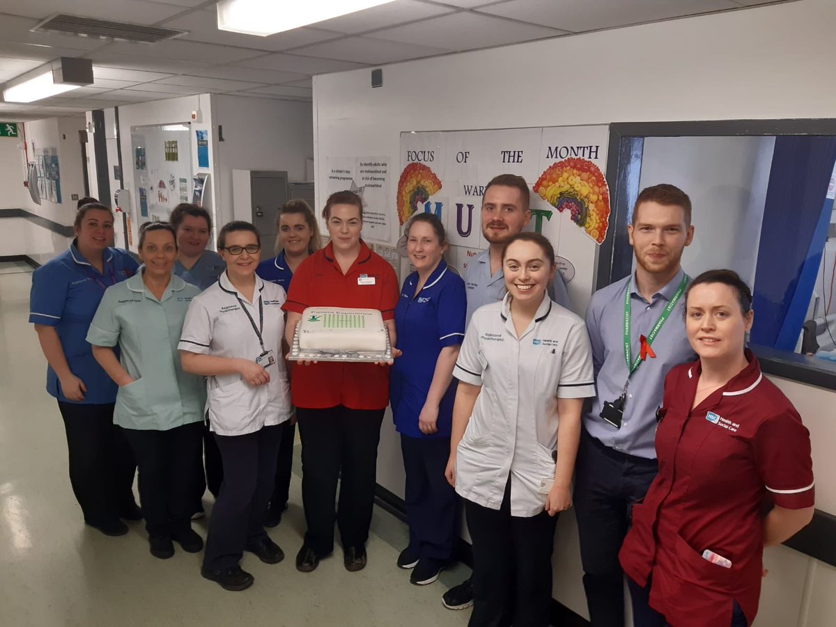 sineadmorgan10's tweet photo. Amazing achievement for Ward 5E RVH @BelfastTrust for 100% patient satisfaction on patient survey! Great hardworking ward that shows so much compassion and care to their patients! #team5E @chellegarrett @BrowneKaralyn @vcartmill68 @mckendry_laura https://t.co/vfV4q7JEUn