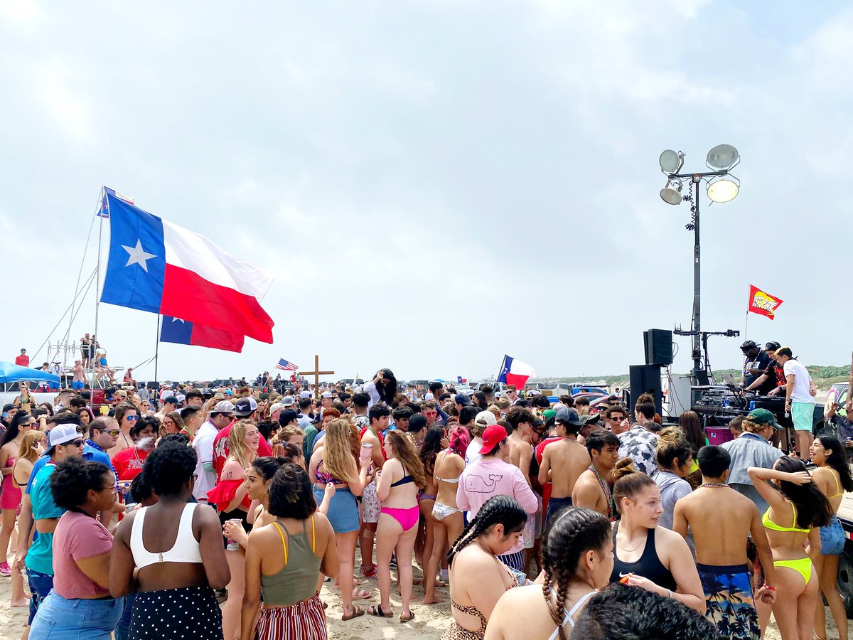 hotz95's tweet image. Happy Friday the 13th! The #HotZ95 Beach Patrol brought to you by @thomasjhenrylaw is broadcasting live in Port A til 6PM where @party361tx is throwing the BIGGEST Beach Gathering for #SpringBreak2020! ☀️