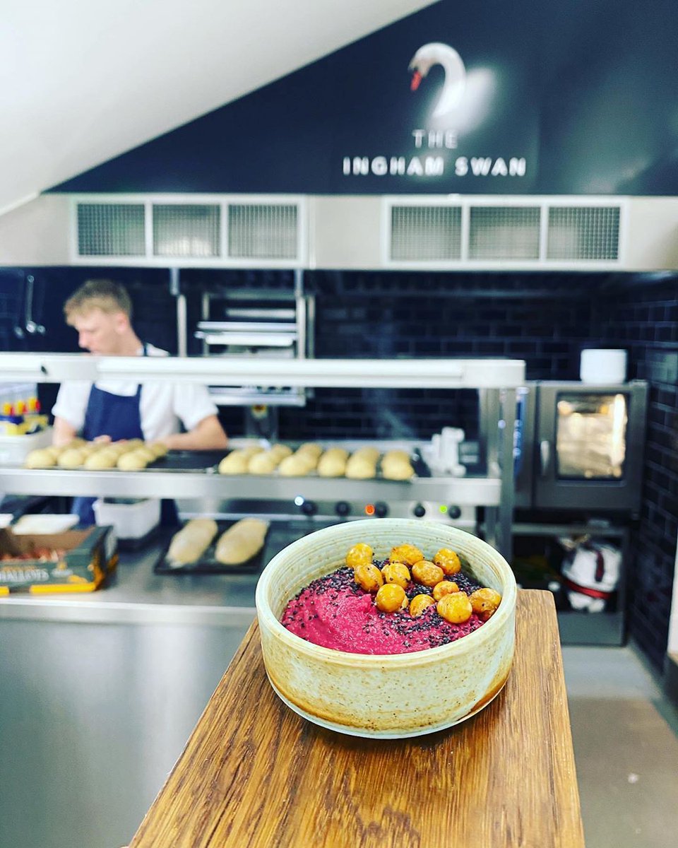 Beetroot Hummus, Roasted Chickpea &amp; Poppy Seed.

#Snack #RelaxedFineDining