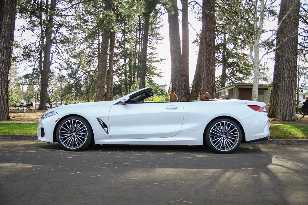KuniBMW's tweet photo. A window to the world of luxury.
The BMW 8 Series Coupé. https://t.co/f0Oye16Ncj