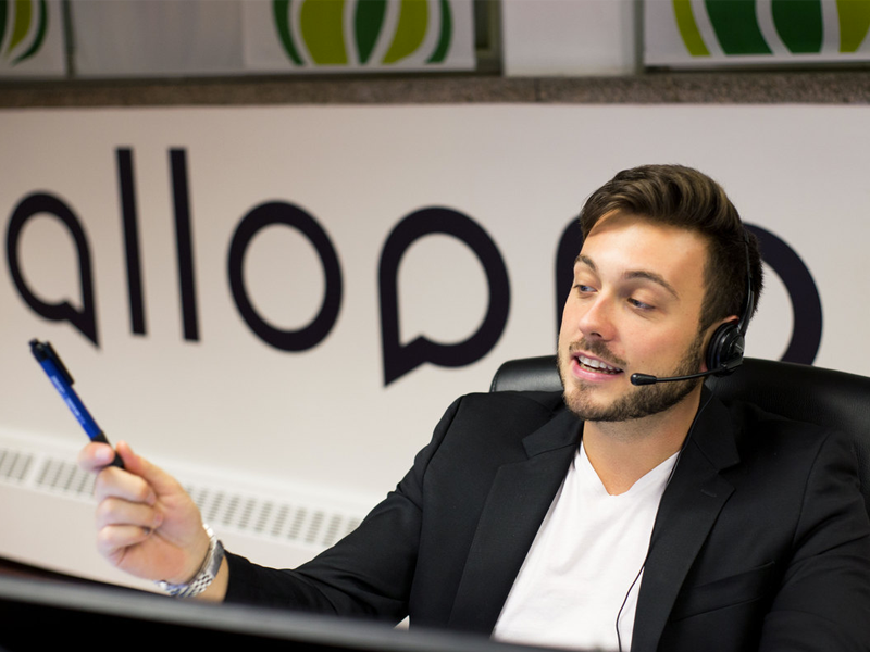 Alloprof rappelle que TOUS ses services sont offerts gratuitement à distance et restent ouverts afin de soutenir la poursuite des apprentissages et la réussite scolaire. On est là pour vous et vos enfants : aprof.ca/alloprofestouv… !   #eduQc #edTech #polQc #devoirs #alloprof