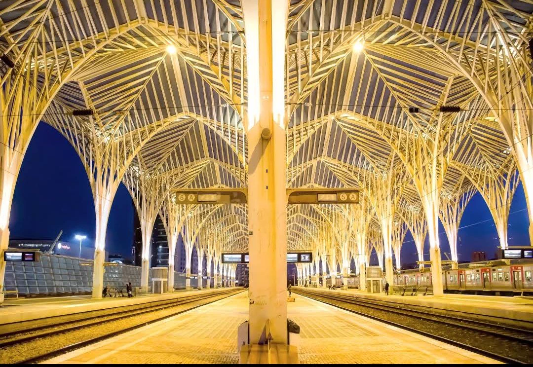 @powerskyaccess @wasahp_08 形的にはリスボンオリエンテ駅にもちょっと似てますかねー 