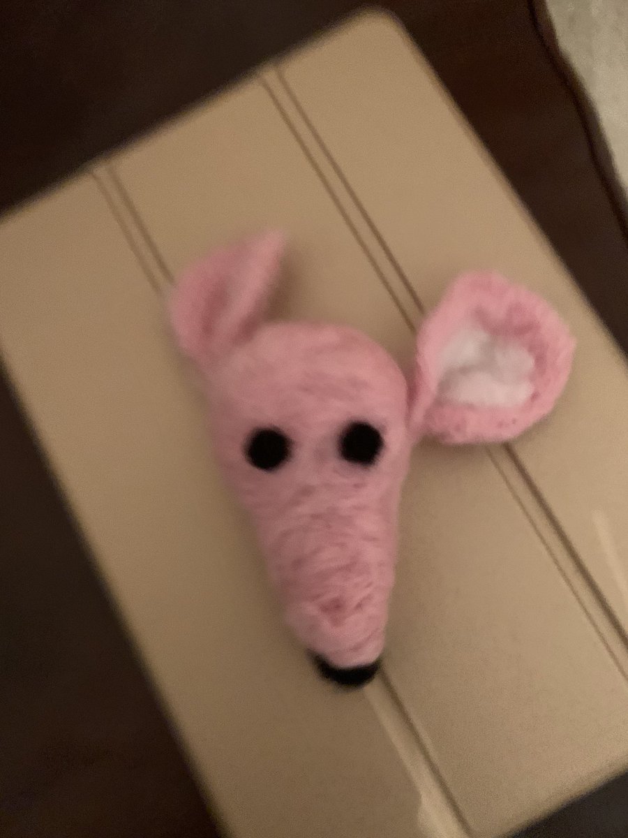 iee_ewing's tweet photo. Creative Friday night making a mousie head. Body to follow ( honest) Great de-stresser stabbing the wool #worldofwool #funwithdaughter #craftdaft #somewineinvolved. https://t.co/47BJYu5SaV