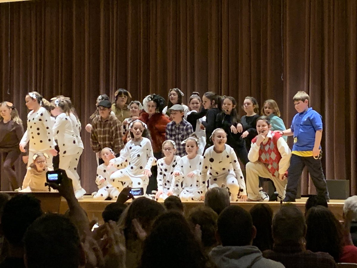 101 Dalmatians!!! What a FANTASTIC PRODUCTION.  So proud of the HP musical cast and crew!!!  Thanks Mrs.  Boyle for sharing your talents with those talented students!!!!