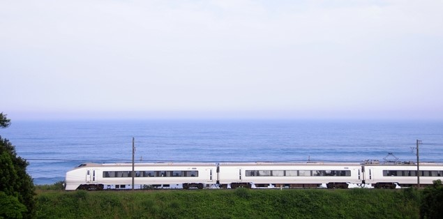 JapanGov's tweet photo. Today, the #JobanLine - the coastal train service linking Tokyo & Tohoku - returns to full service 9 years after 311. The fully-renovated line & new station buildings will make daily life more convenient and accelerate the #RoadToRecovery. #BuiltBackBetter https://t.co/QAdA4U28bO