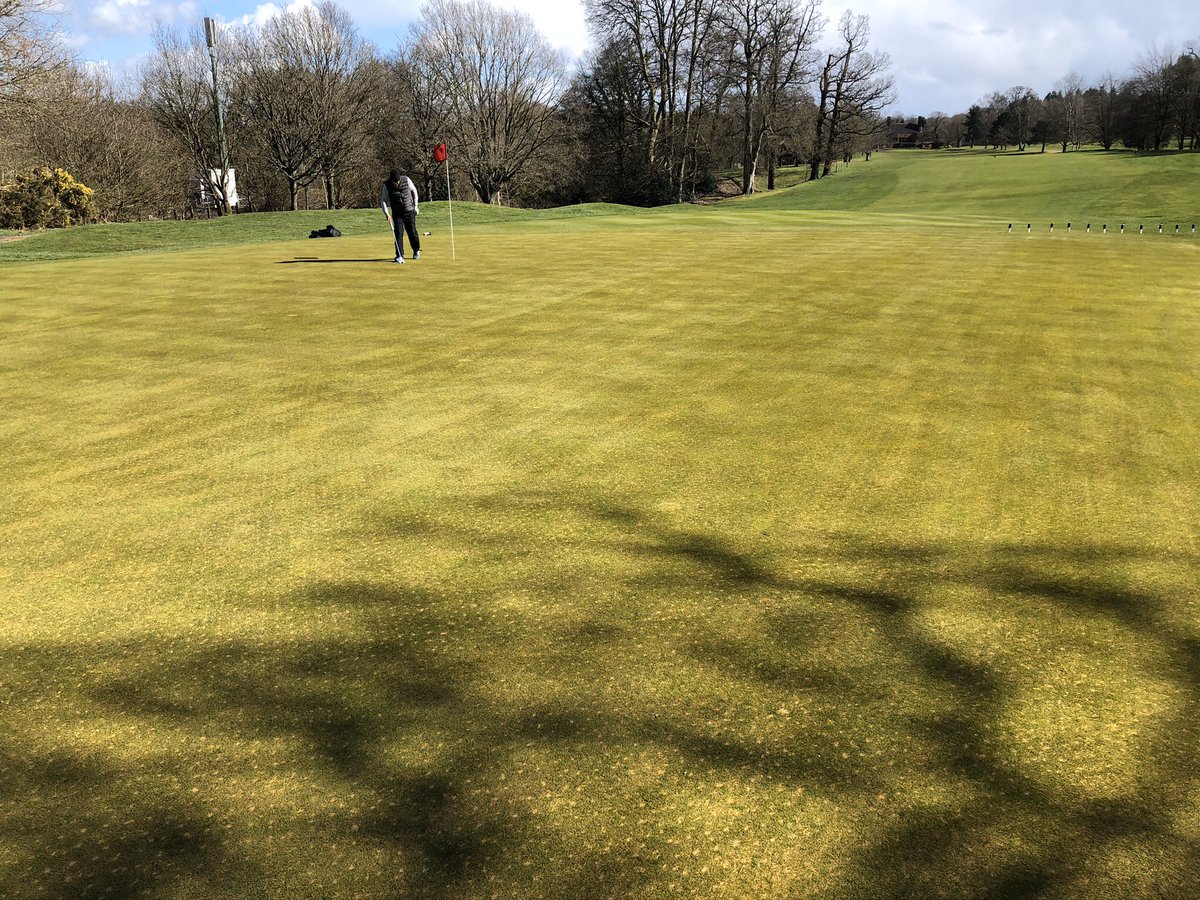 Another great maintenance week comes to an end with 220 tonnes of sand worked into the Greens, Tees &amp; Approaches. The greens will be cut and rollled daily to restore the surface with a granular fertiliser application early next week. @<a href="/beaconsfield_gc/">Beaconsfield Golf Club</a>