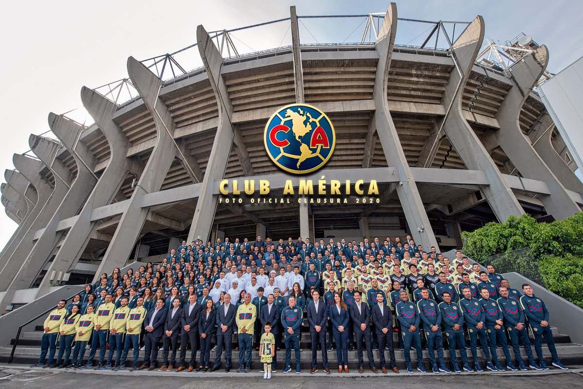 AmericaFemenil's tweet photo. 📸 | Porque la grandeza de este club empieza desde todos los que formamos parte: #SiempreConEllas

🔸 Foto Oficial Clausura 2020 🔹
#SOMOSAMÉRICA 🦅 https://t.co/bxr0oVzvj8