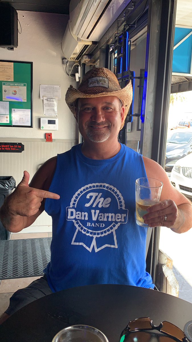 donnells_dave's tweet photo. Reppin th Dan Varner Band live from Sarasota Florida. https://t.co/9D04ge9me1
