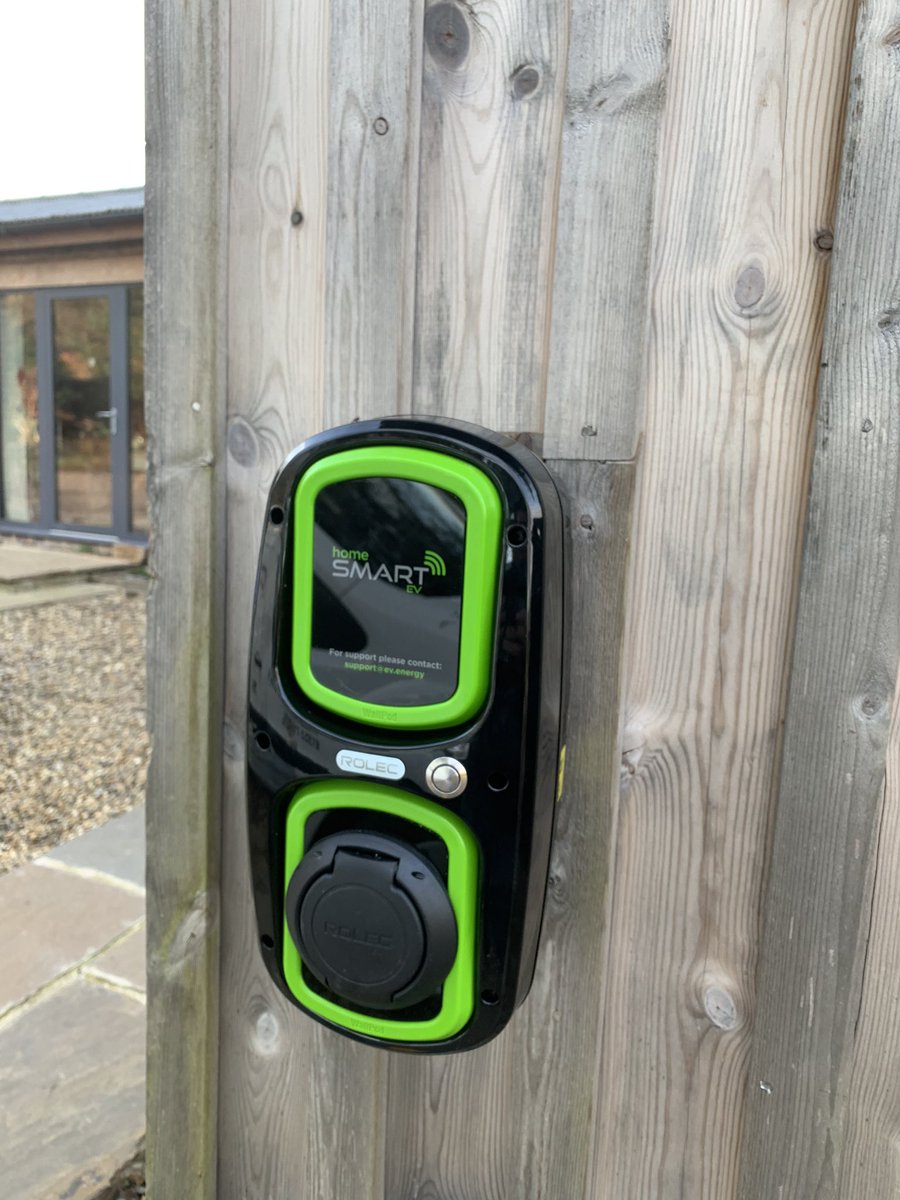 This <a href="/RolecEV/">Rolec</a> #homesmart looks very smart on wood