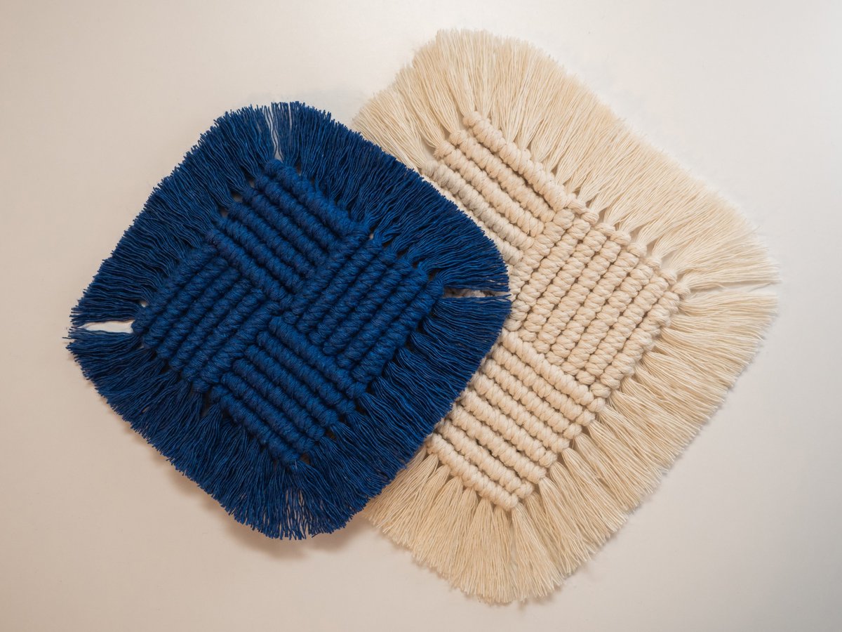 MacrameTutorial's tweet photo. Today I want to show you how to make macrame square coasters! https://t.co/TTBGwMO91T
You need:
- 16 cords 120 cm length
#giftideas #handmade #macrame #macrametutorial #craft #macrame #tutorial #knot #HowTo #DIY #coasters #boho #MacrameDecor #MacramePattern #MacrameArtTutorial https://t.co/qU3BHQHlh1