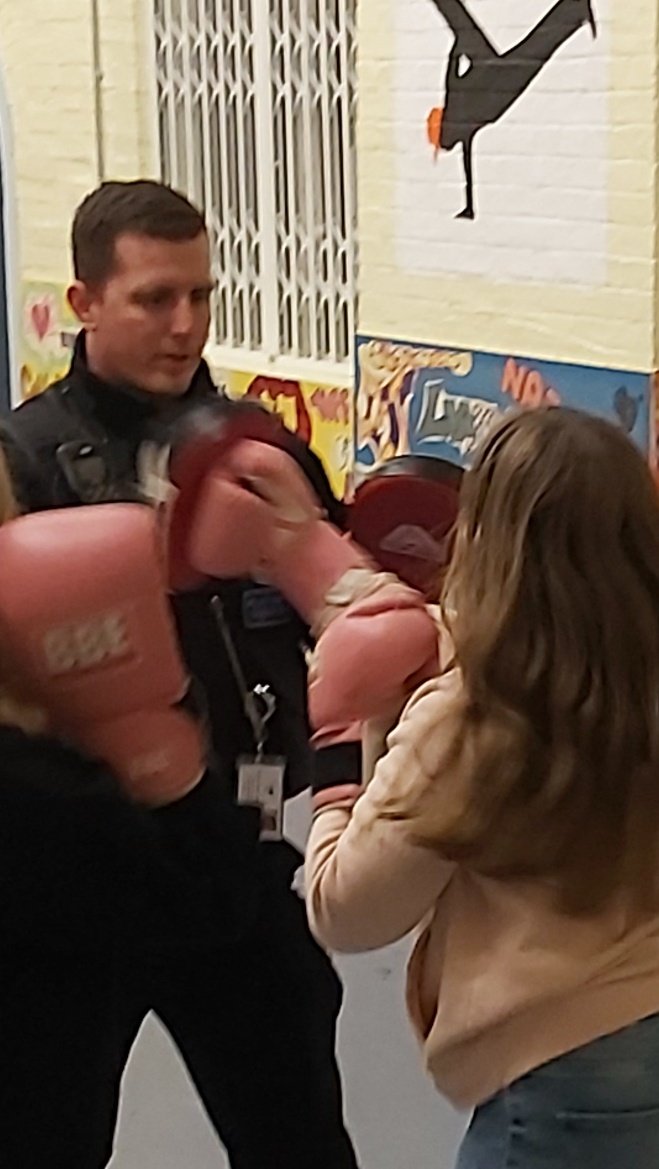 This evening, I turned up at dunmow youth centre and roped them all into table tennis, boxing and a bit of cardio. They enjoyed themselves.... I think I had more fun though. These guys will sleep well tonight.