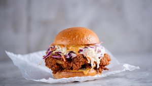 Sam's Crispy Chicken launches ghost kitchens bit.ly/2WdAJab via @MobilePayToday