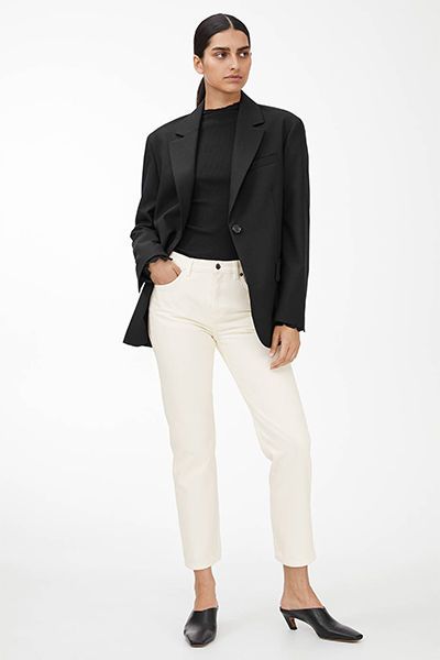 SheerLuxe's tweet image. 15 Pairs Of White Straight Leg #Jeans To Buy... #Fashion #BuyGuide #Style | buff.ly/2IIbGUN