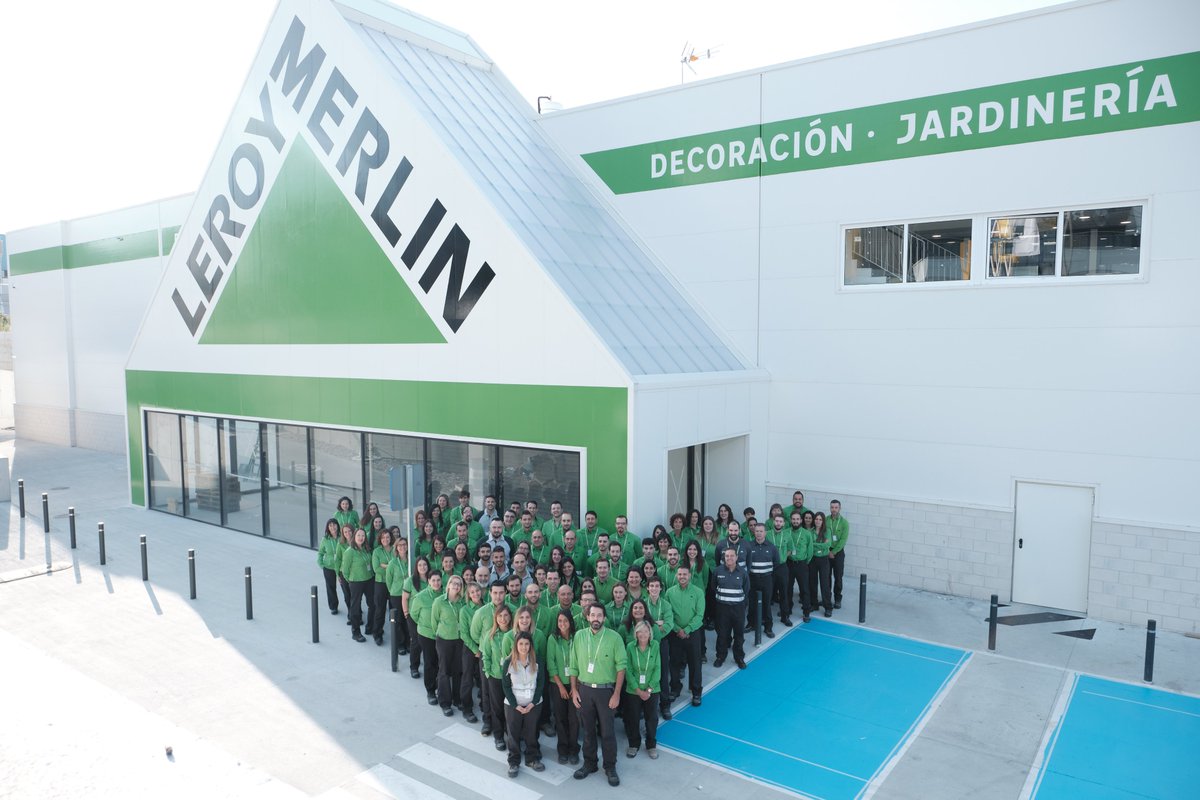 leroymerlin_es's tweet photo. Siguiendo las instrucciones de la autoridades regionales por la situación provocada por el COVID-19 cerramos nuestras tiendas de la Comunidad de Madrid y Cantabria desde mañana. Os seguimos informando de las próximas novedades. https://t.co/FkCMWzkwUV