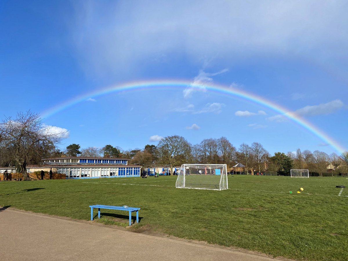 Somewhere ... over ... the ... rainbow!  🎼🎶🎵 Morgans School