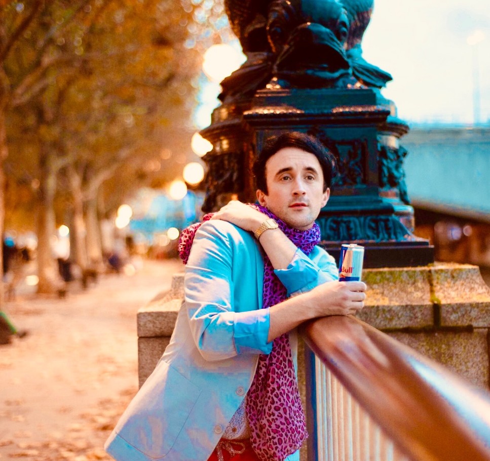 My 29th @VAULTFestival show is #TheGrahamShow, 17-19 Mar, 7.20pm in the Crypt. <a href="/GrahamdelaCruz3/">Graham de la Cruz</a>, "superstar", is back with extra sass and extra sequins! By <a href="/HouseOfMacabre/">House of Macabre</a> and <a href="/AdamRhys_Davies/">Adam Rhys-Davies</a>.