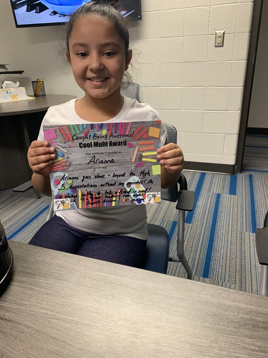 tony_mirabito's tweet photo. Cool Muhl of the Day (and the next 2 weeks) is Arianna! This young girl goes above and beyond to be a great leader and role model! She follows all the High 5 Expectations! Most importantly she is an amazing friend! Congrats Arianna! @muhlsd #MECpride #PositiveCallHome https://t.co/gpWCeGvYq7