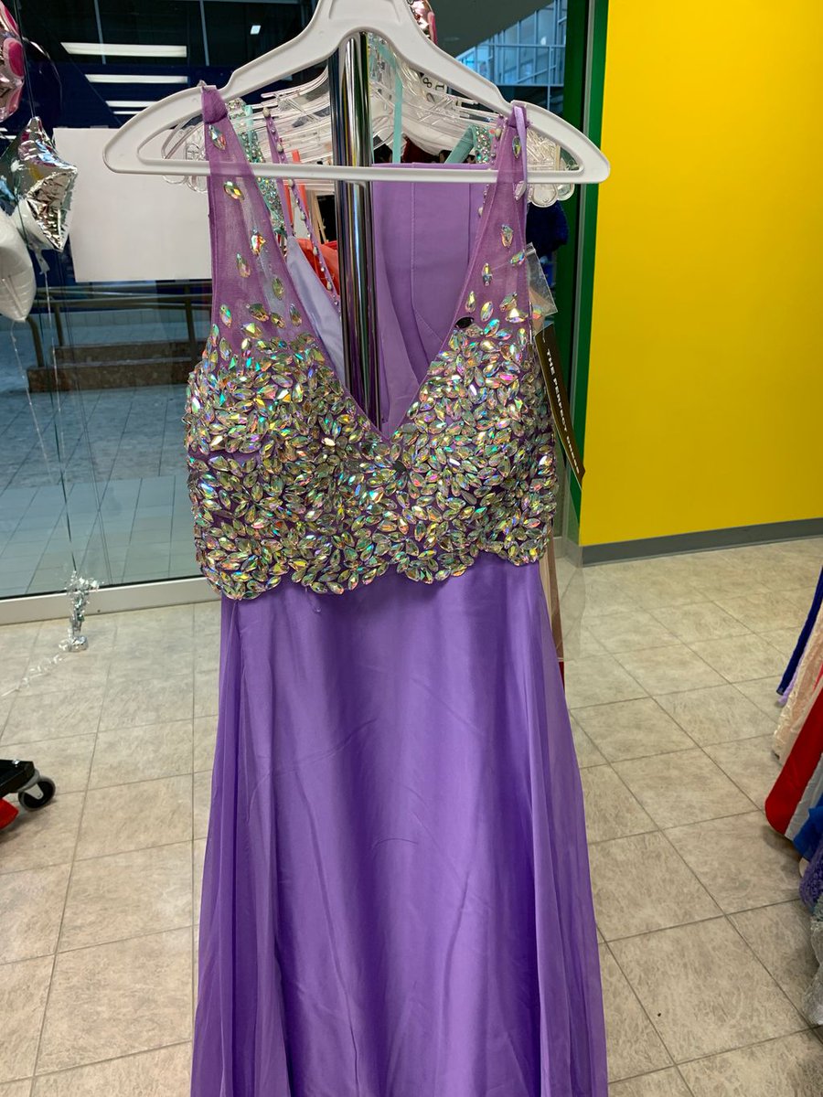 This is one of the amazing dresses we have for you!
Check out our website for details. 

promglitz.ca