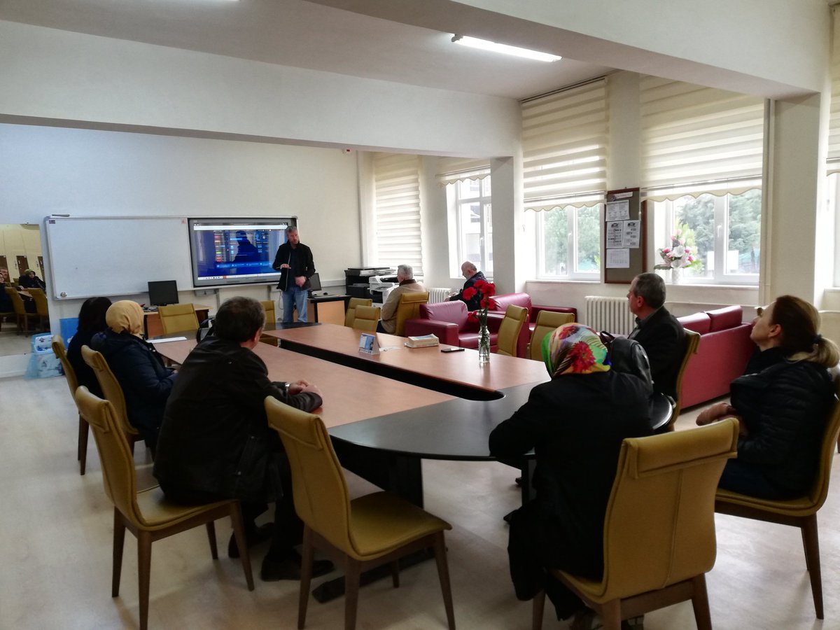 Samsun Akademi destek eğitimlerimiz devam ediyor.
#samsunakademikdestek
#heryerekitapheryerdekitap
<a href="/MaarifHareket/">MaarifHareketi🇹🇷</a>
<a href="/samsunmem/">Samsun İl Milli Eğitim Müdürlüğü</a>
<a href="/ondokuzmayismem/">ONDOKUZMAYIS MEM</a>